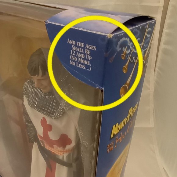 Monty Python & The Holy Grail 12" Action Figure - Michael Palin as Sir Galahad - Picture 12 of 14